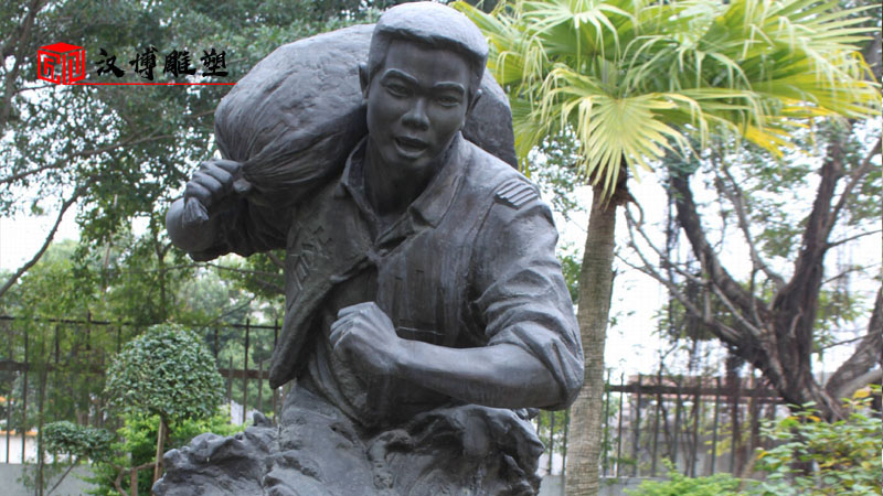 李向群.jpg